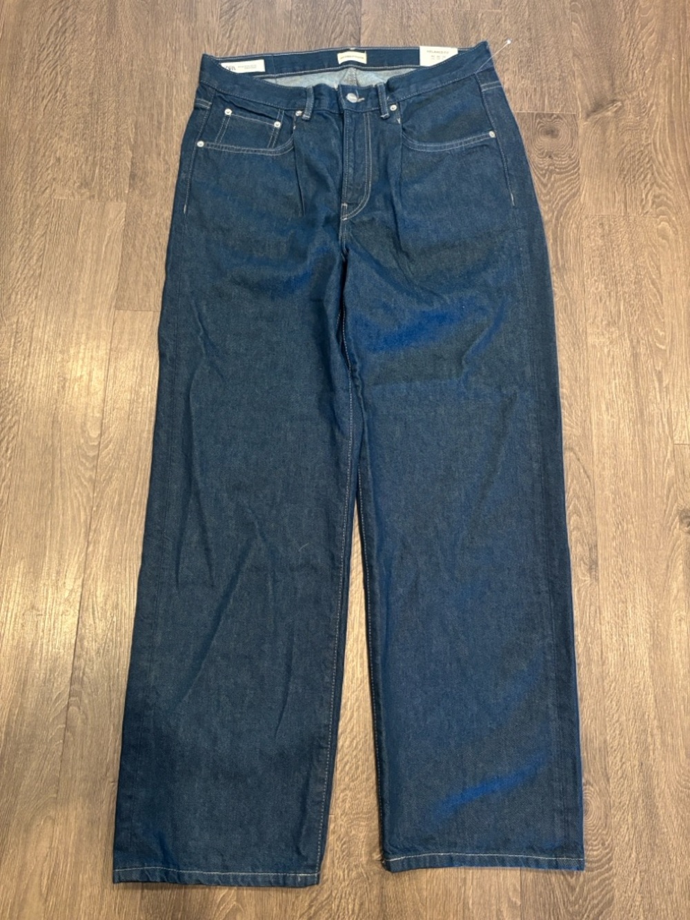 Zara Men's relaxed Jeans in Deep Blue Denim